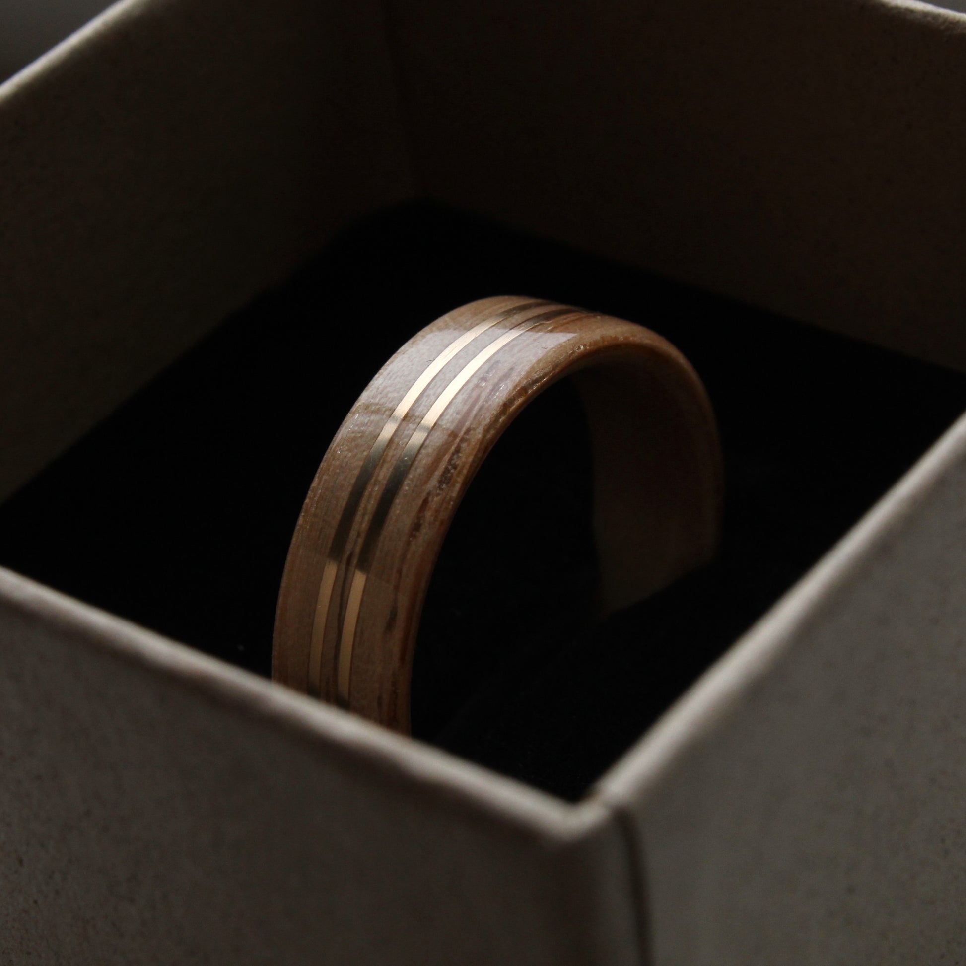 Oak Wood ring with gold inlay