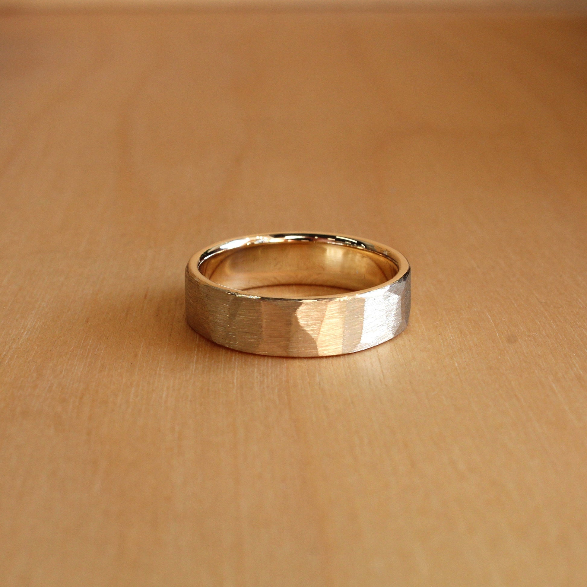 gold hammered ring