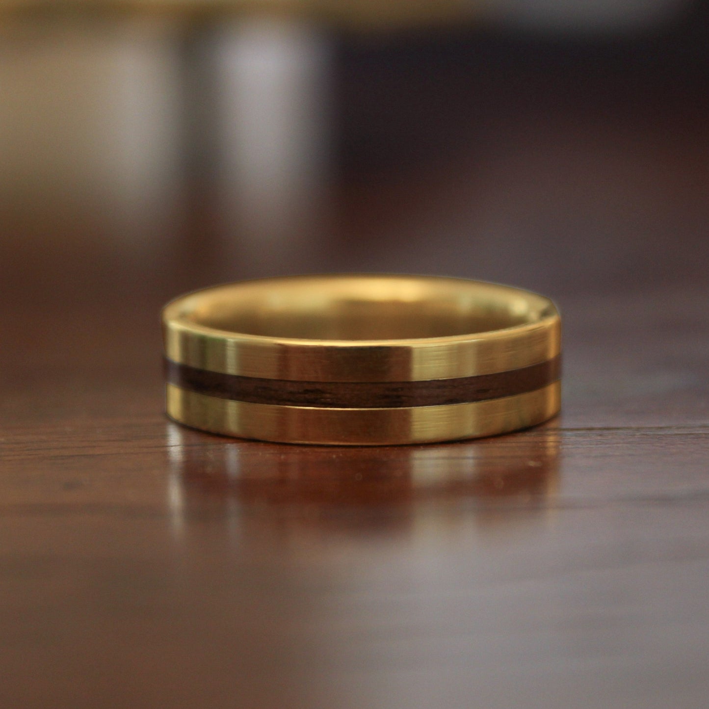 Gold ring with wood